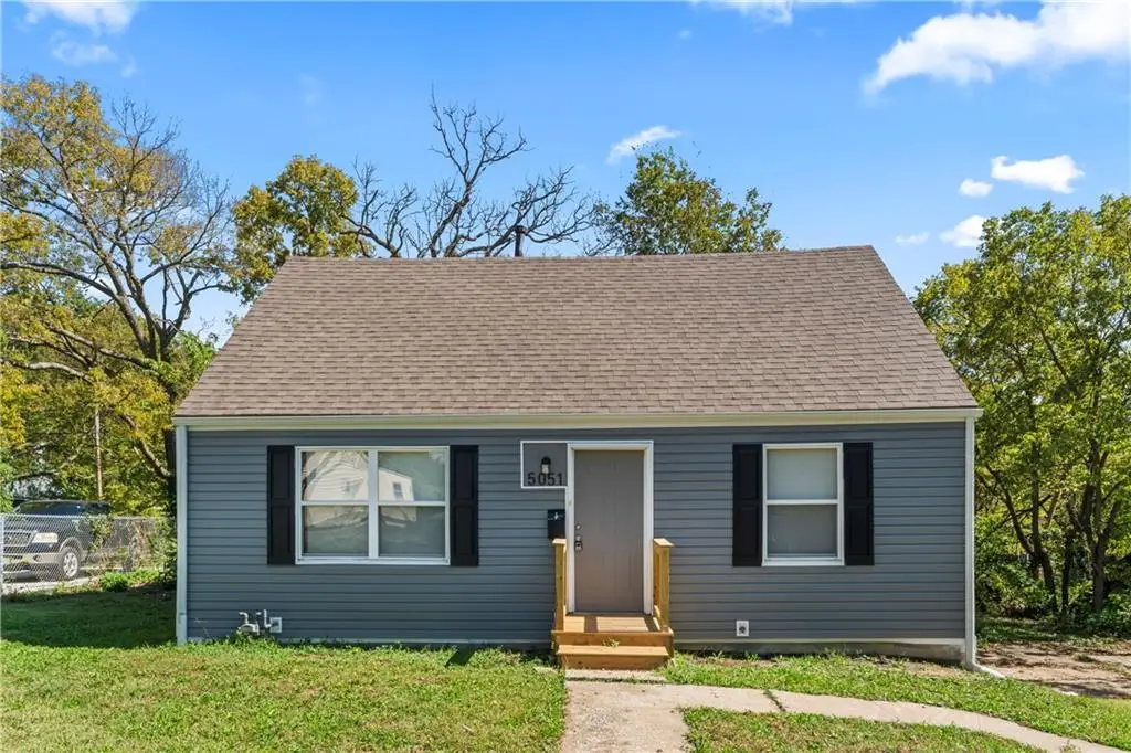 5051 Belmeade Road, Kansas City, MO 64129 - Image #1