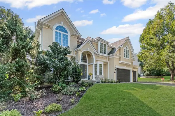 5701 W 146 Street, Overland Park, KS 66223