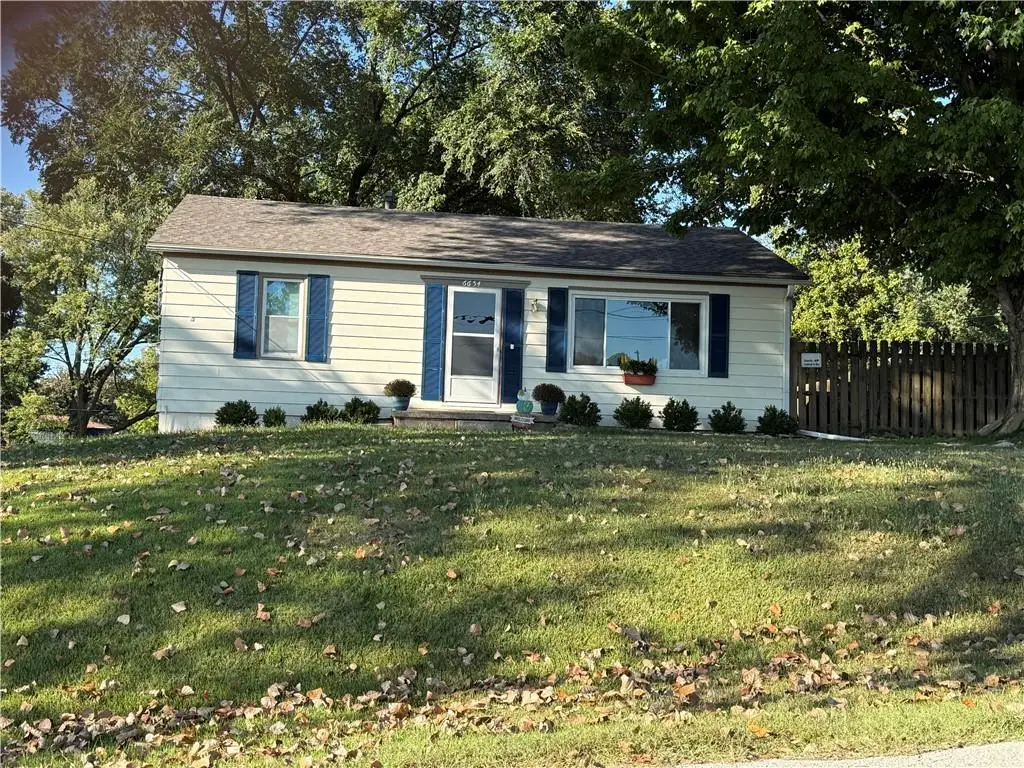 6654 Cleveland Avenue, Kansas City, KS 66104 - #1