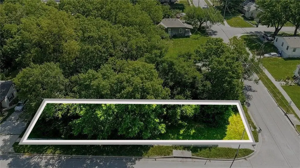 13019 5th Street, Grandview, MO 64030 - #1