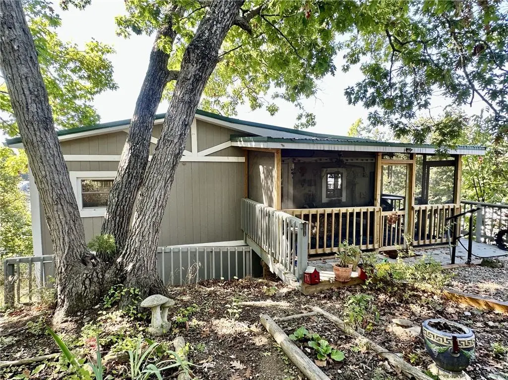 73525 E Leisure Lake Drive, Trenton, MO 64683 - Image #1