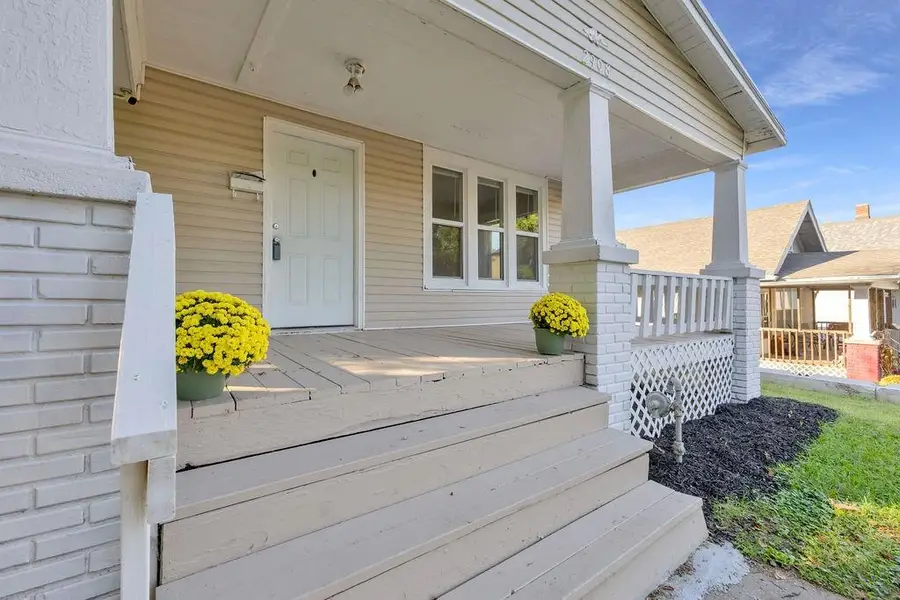 2908 Charles Street, Saint Joseph, MO 64507 - Image #2