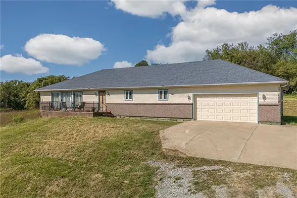 2930 SE Mason Road, St Joseph, MO 64507