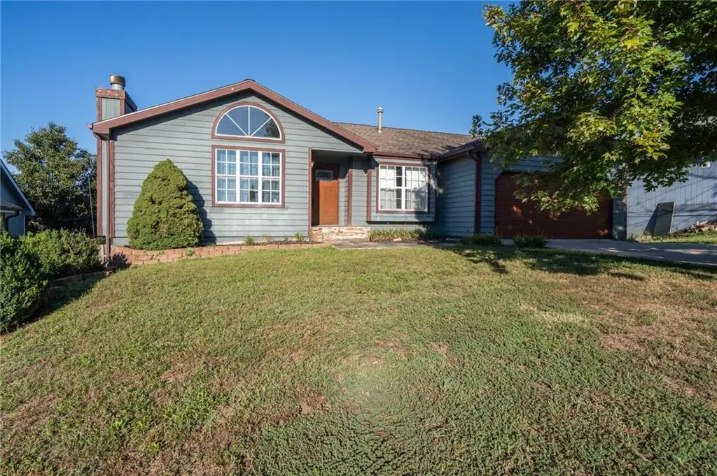 2429 Via Linda Drive, Lawrence, KS 66047 - Image #1