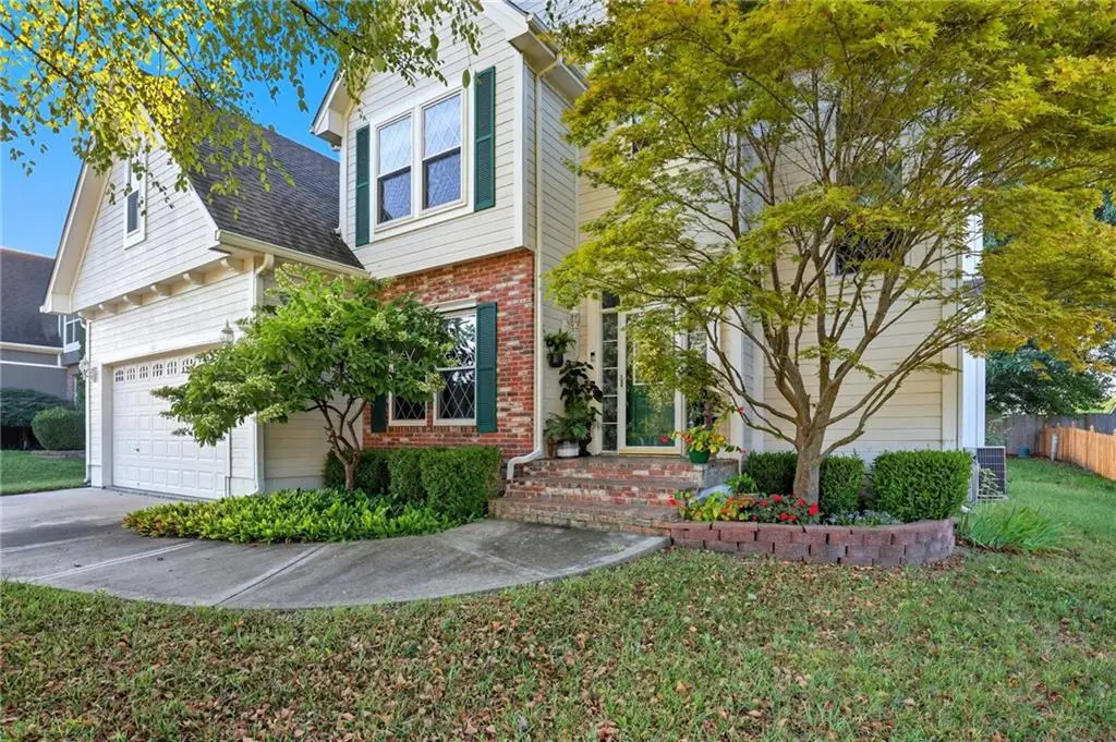 501 Stacey Drive, Lees Summit, MO 64082 - Image #1