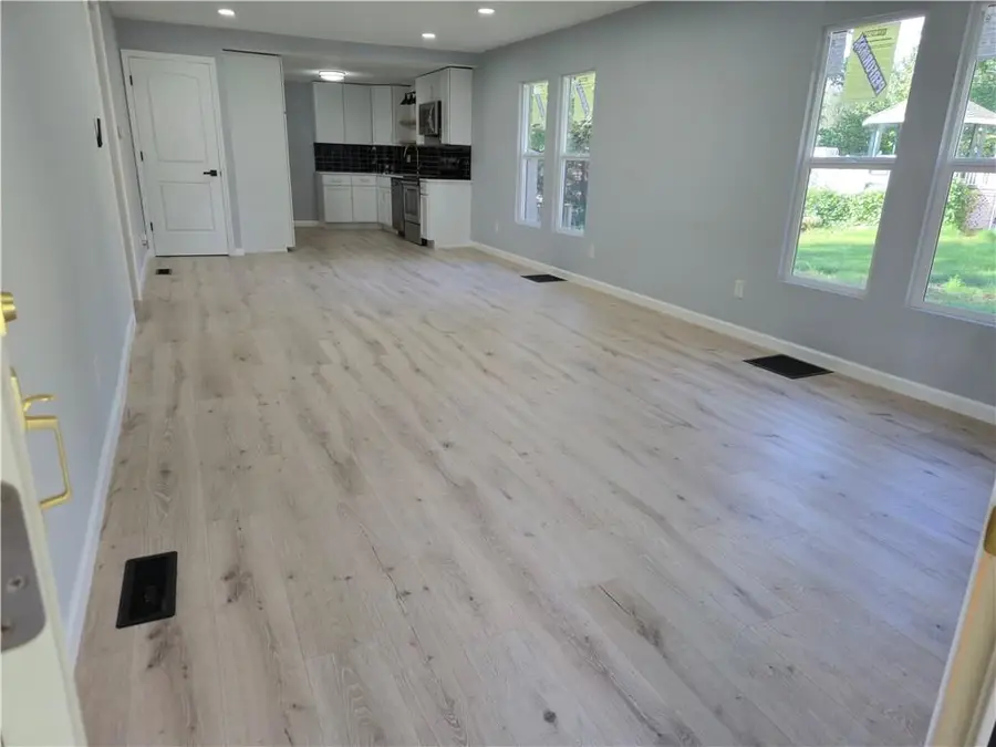 815 W White Oak St. Street W, Independence, MO 64050 - Image #2