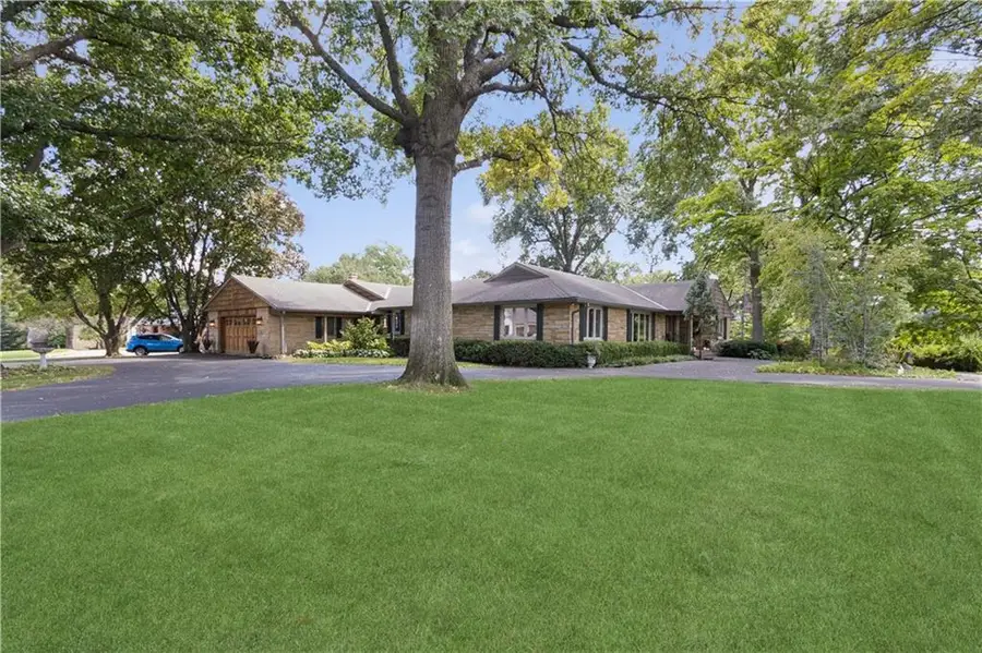 3815 W 63rd Street, Mission Hills, KS 66208 - Image #2