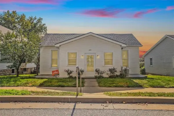 205 High Street, Platte City, MO 64079