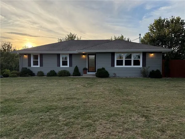 9110 32nd Road, St Joseph, MO 64507