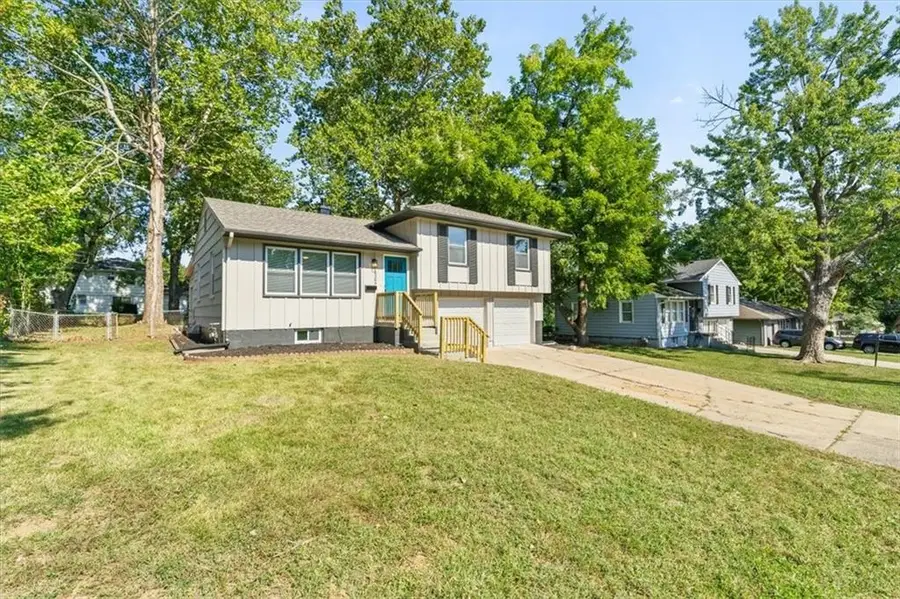 8304 E 106th Street, Kansas City, MO 64134 - Image #2