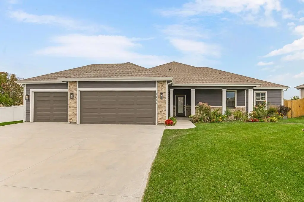 1202 Little Knife Drive, Lawrence, KS 66049 - Image #1