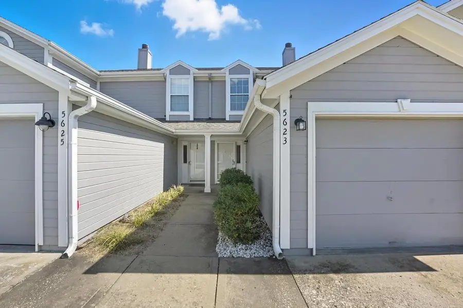 5623 NW Sunrise Meadow Circle, Lees Summit, MO 64064 - Image #2