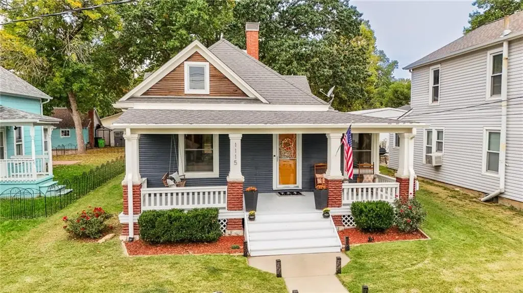 1115 7th Street, Baldwin City, KS 66006 - #1