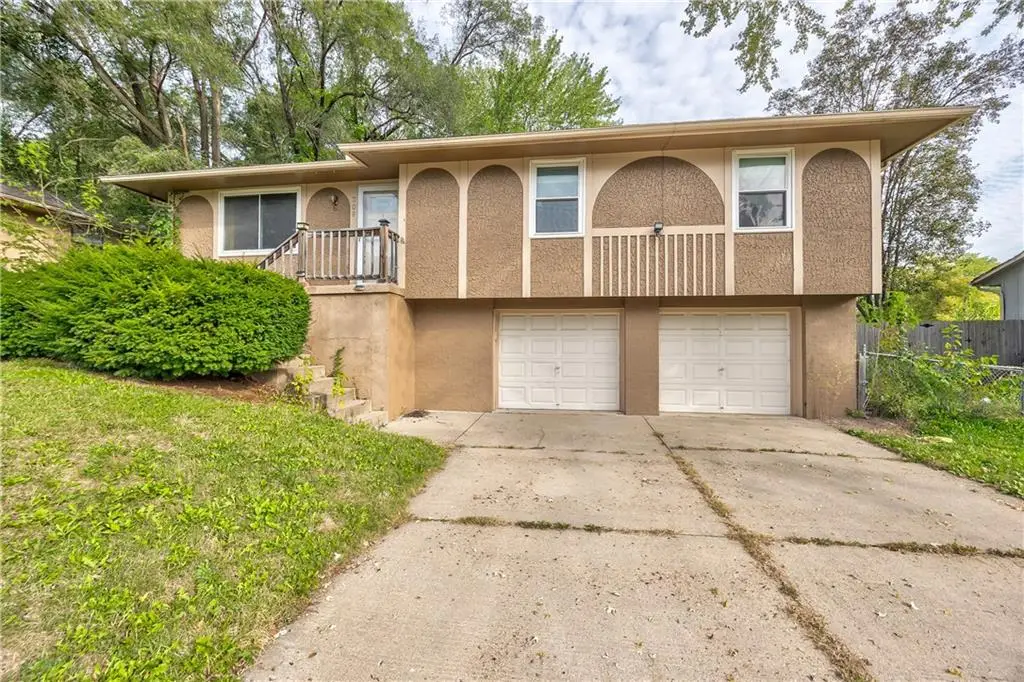 309 SW Moreland School Road, Blue Springs, MO 64014 - Image #1