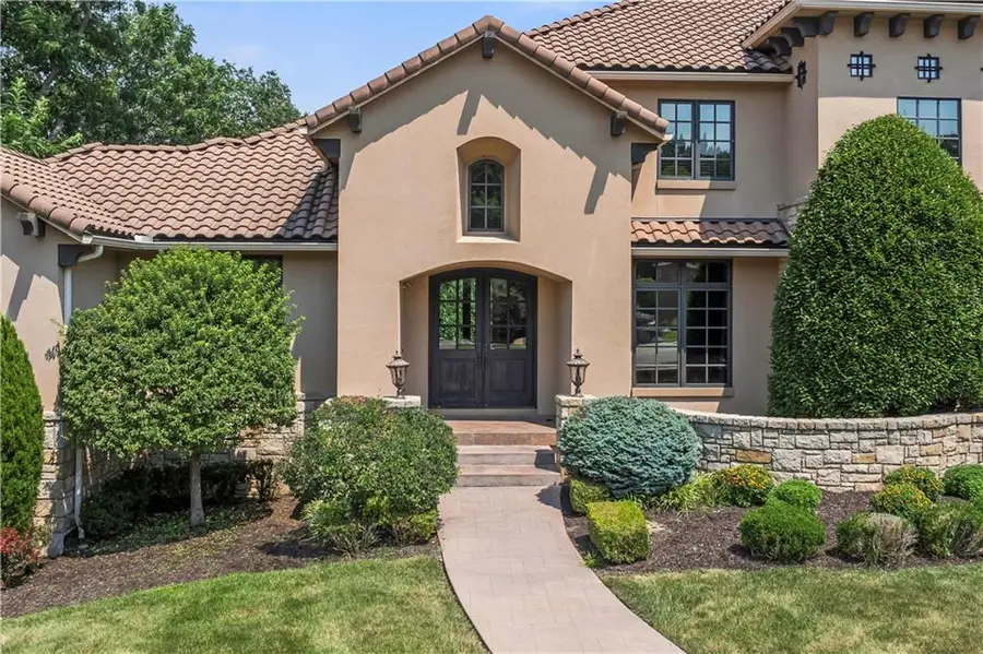 4501 N Hickory Lane, Kansas City, MO 64116 - #3