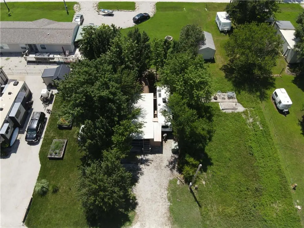 122 Fawn Valley Drive, Linn Valley, KS 66040 - Image #1