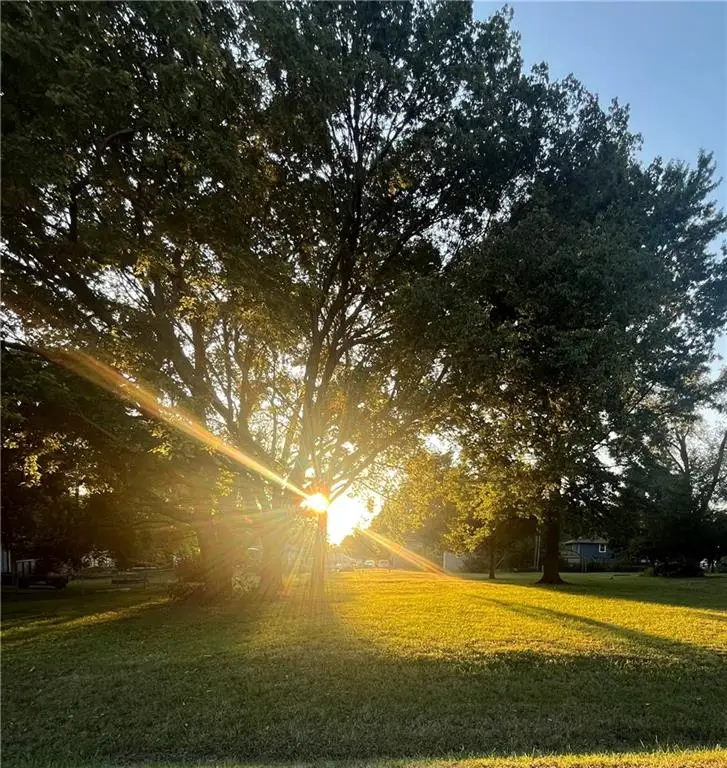 16100 Speaker Avenue, Belton, MO 64012 - Image #2