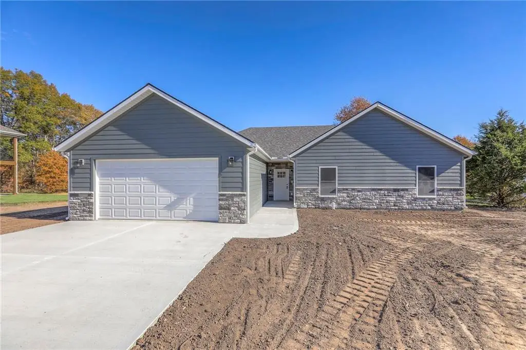 315 NE 51st Road, Warrensburg, MO 64093 - Image #1