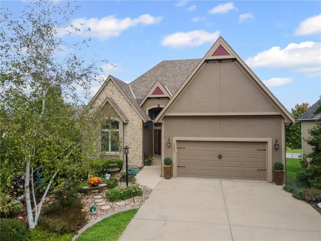 14302 Manor Court, Leawood, KS 66224 - Image #1