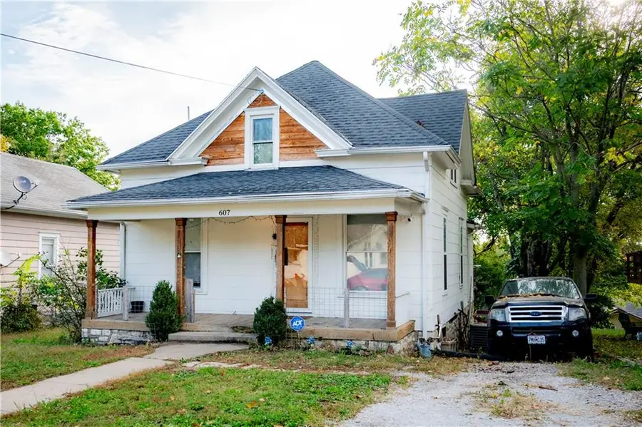 607 Old Orchard Avenue, Excelsior Springs, MO 64024 - Image #2