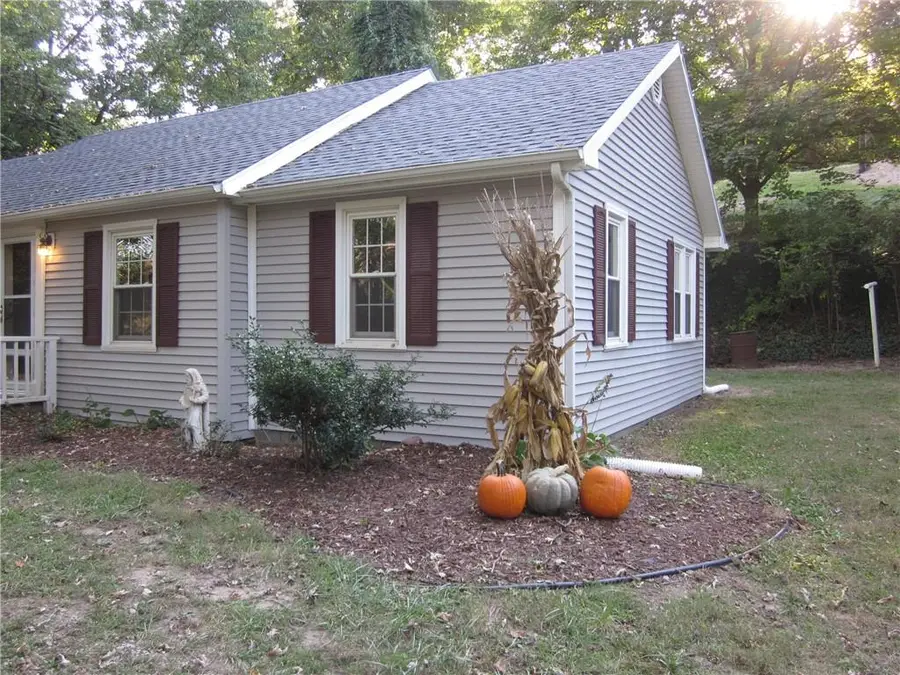 222 Dogwood Street, Saint Joseph, MO 64505 - Image #2