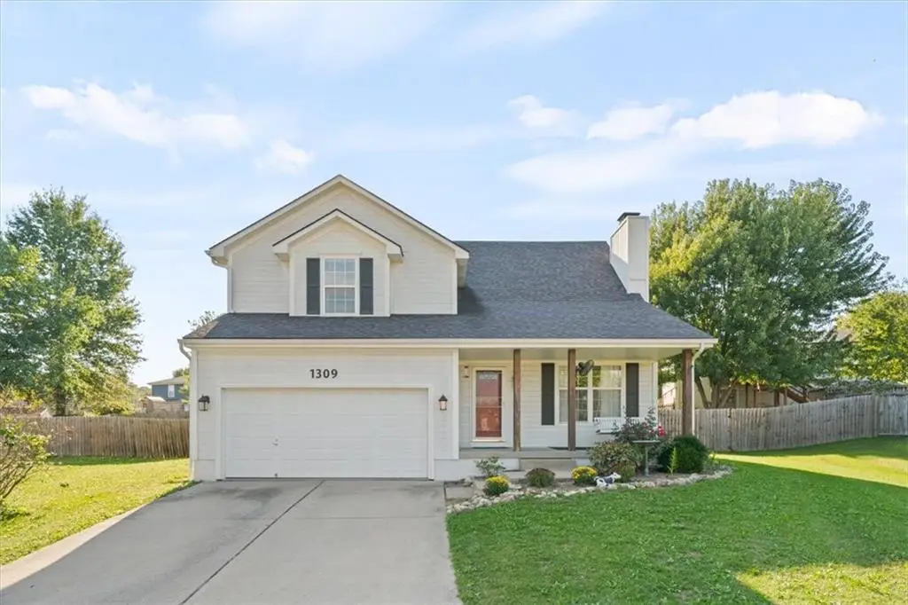 1309 Pinoak Court, Pleasant Hill, MO 64080 - Image #1