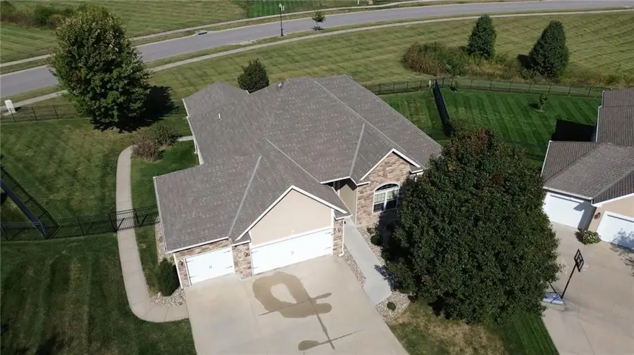 3804 Kingston Court, Saint Joseph, MO 64506 - Image #2