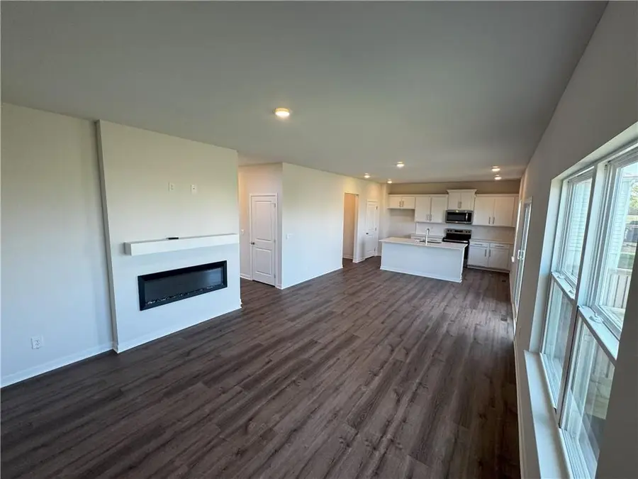 20193 Cornice Street, Spring Hill, KS 66083 - Image #2