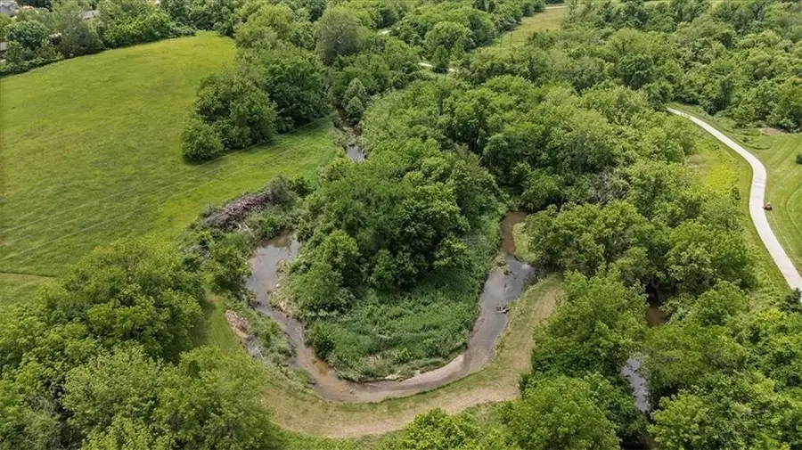 6246 Woodland Drive, Shawnee, KS 66218 - Image #2