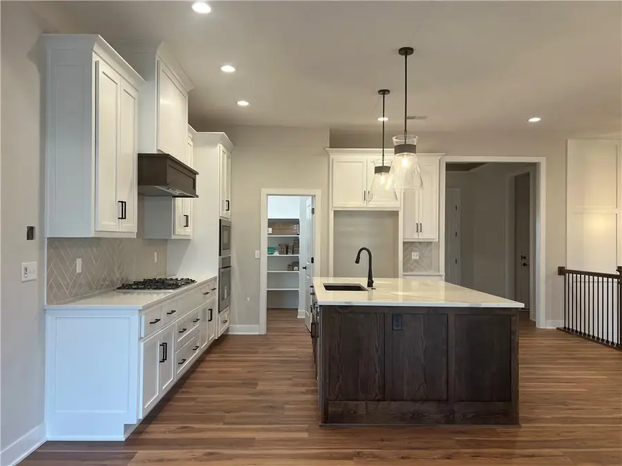 25257 W 142nd Street, Olathe, KS 66061 - Image #2