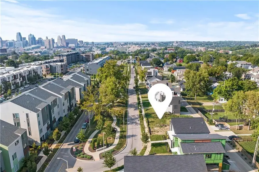 2619 Forest Avenue, Kansas City, MO 64108 - Image #3
