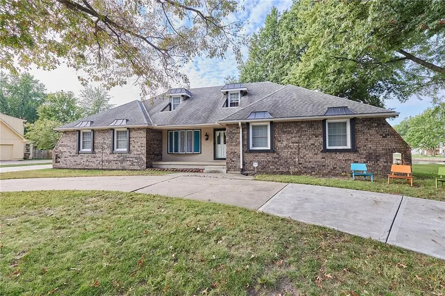 1017 Johnston Drive, Raymore, MO 64083 - Image #3