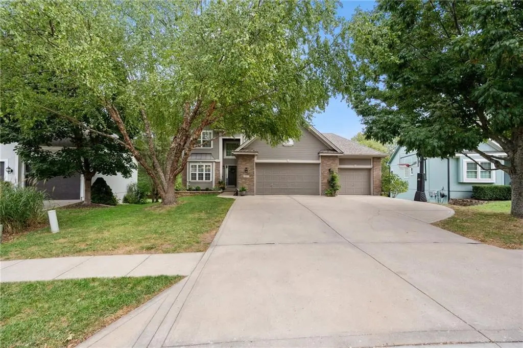 1217 SW Sunflower Drive, Lees Summit, MO 64081 - Image #1