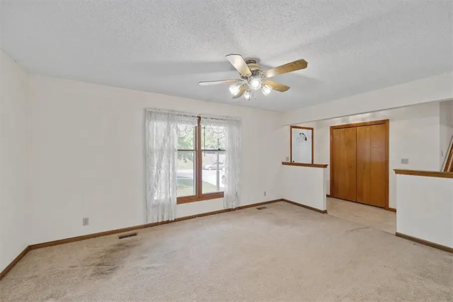 13 NE 102nd Terrace, Kansas City, MO 64155 - Image #2