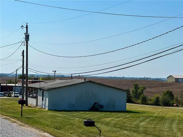 Ne Maple Road, Fairport, MO 64469