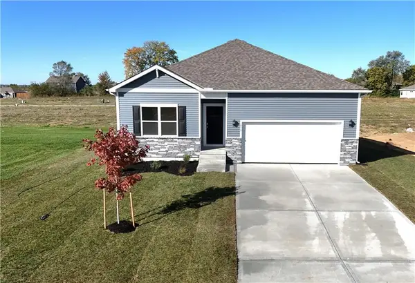 618 Fallen Leaf Drive, Belton, MO 64012