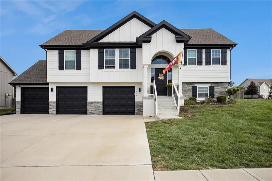 1000 W 10th Avenue, Kearney, MO 64060 - Image #2