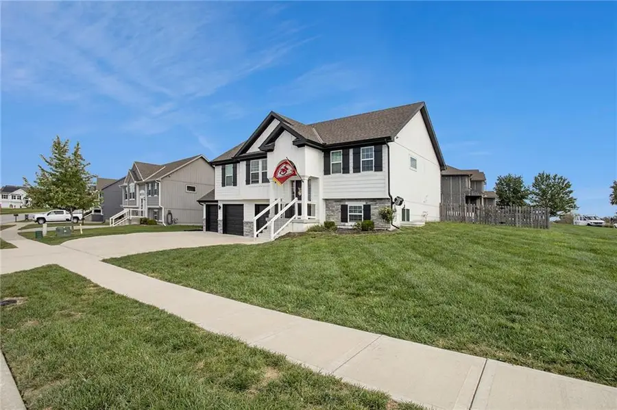 1000 W 10th Avenue, Kearney, MO 64060 - Image #3