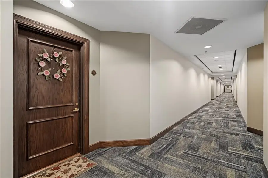 4949 Wornall Road #410, Kansas City, MO 64112 - Image #3