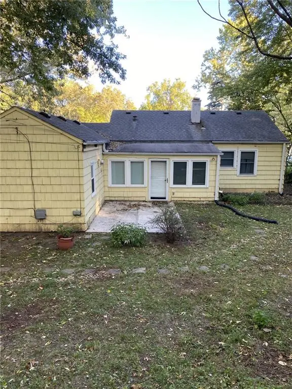 807 NE 46th Street, Kansas City, MO 64116 - Image #3