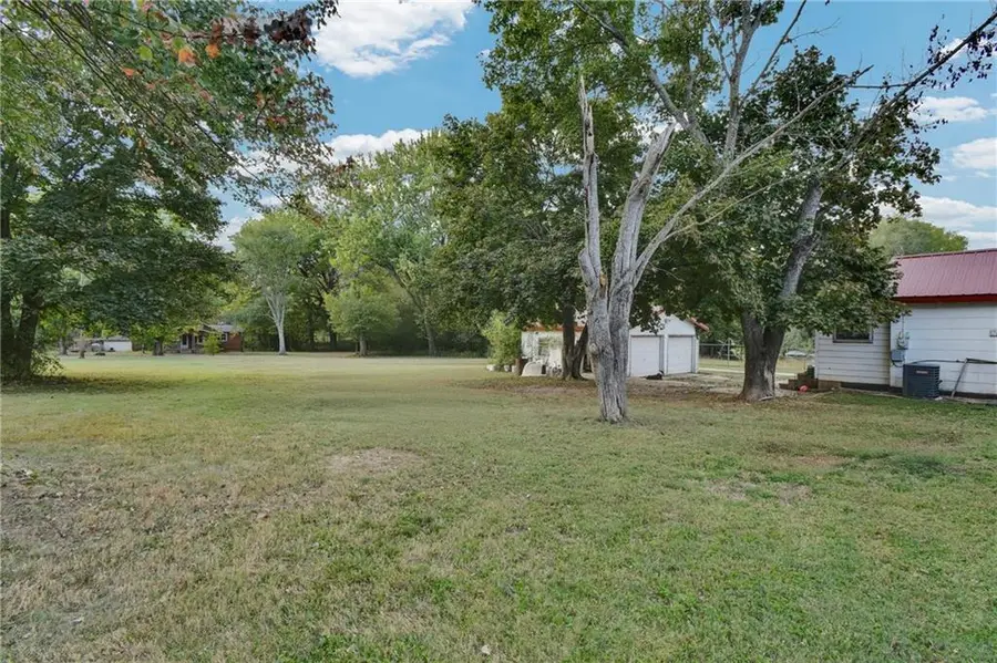 302 S Truman Road, Archie, MO 64725 - Image #3