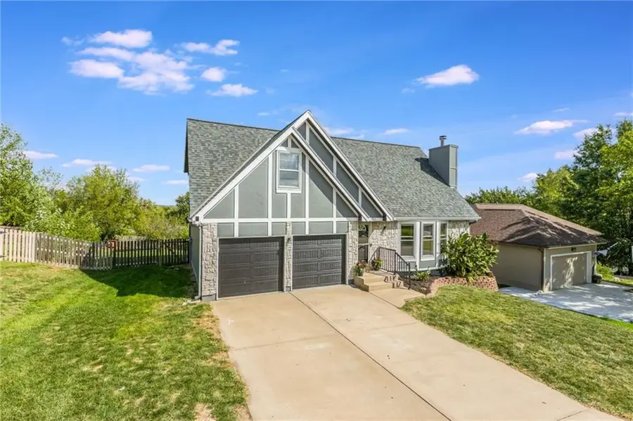 913 Abar Drive, Grain Valley, MO 64029 - Image #3