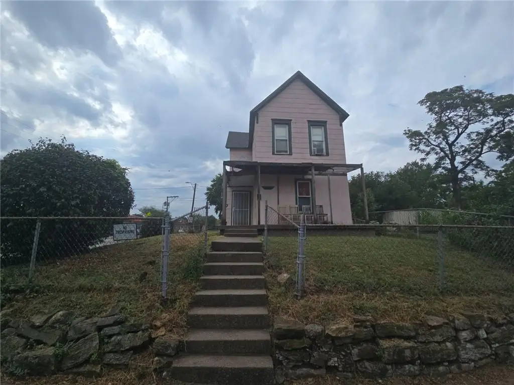 2334 Walrond Avenue, Kansas City, MO 64127 - #1