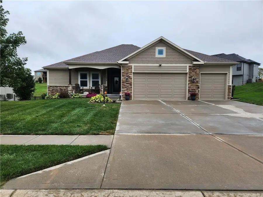 12930 N Bayberry Street, Platte City, MO 64079 - Image #2