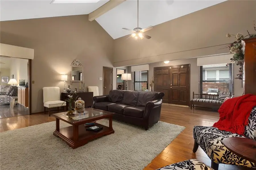 10152 Edelweiss Circle, Merriam, KS 66203 - Image #2