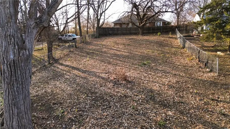 410 S Forest Avenue, Sugar Creek, MO 64054 - Image #2