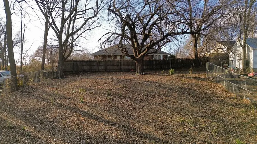 410 S Forest Avenue, Sugar Creek, MO 64054 - Image #3