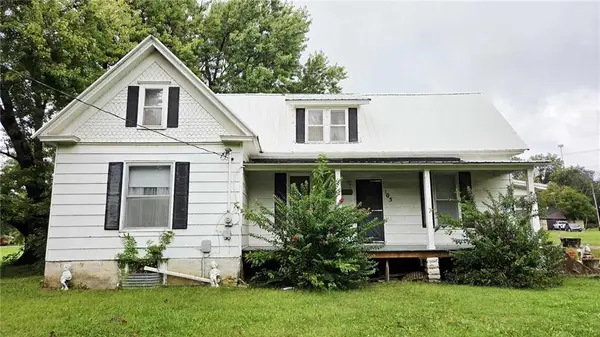 105 E 4th Street, Pleasanton, KS 66075