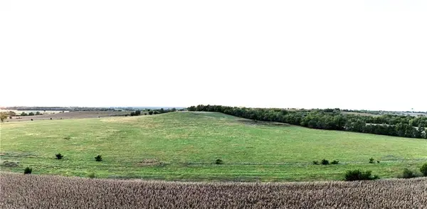 2175 Louisiana Road, Ottawa, KS 66067