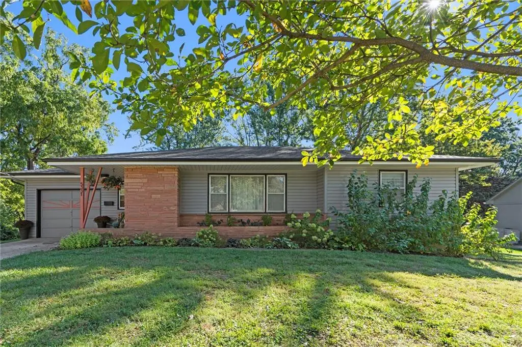 5331 Halsey Street, Shawnee, KS 66216 - Image #1